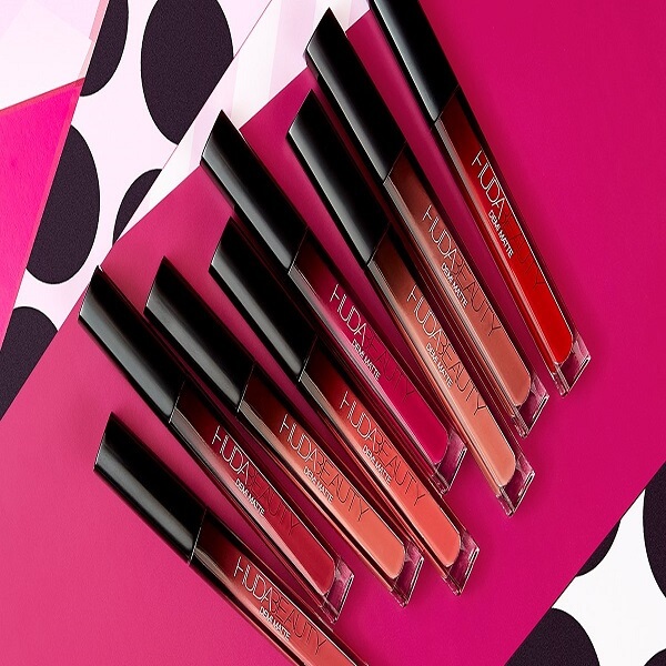 HudaBeauty DEMI Matte Lipstick.